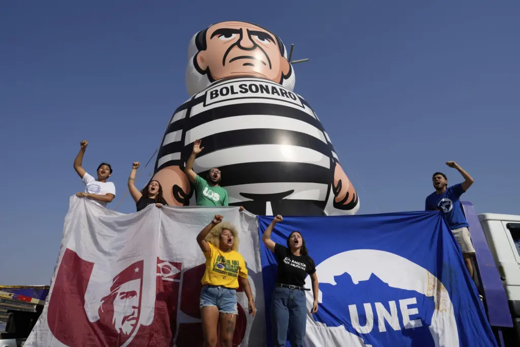 175771550116974fodeyid6jg-apn-scaled533851