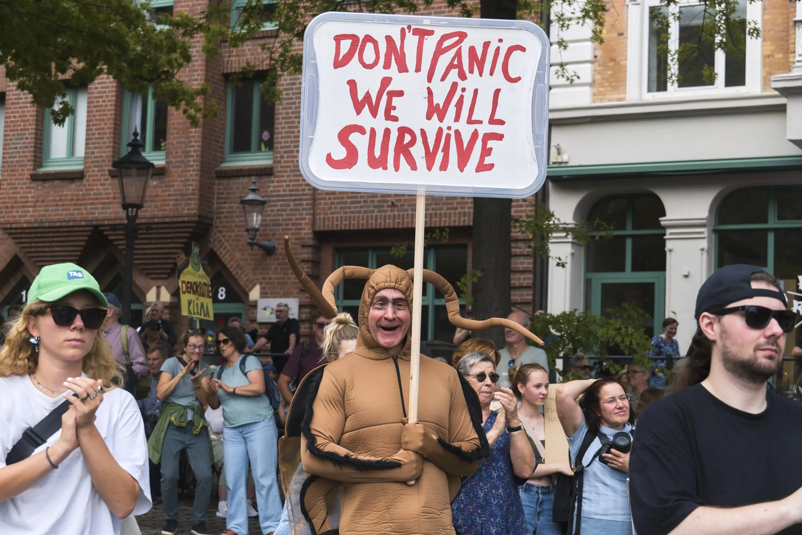 1758572300744663atesozapq4-apn-scaled624250