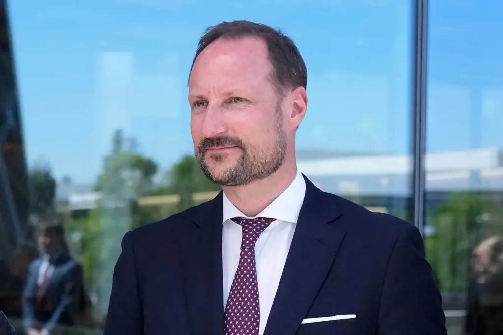 1759810717850539sryyin199z-apn-scaled508400