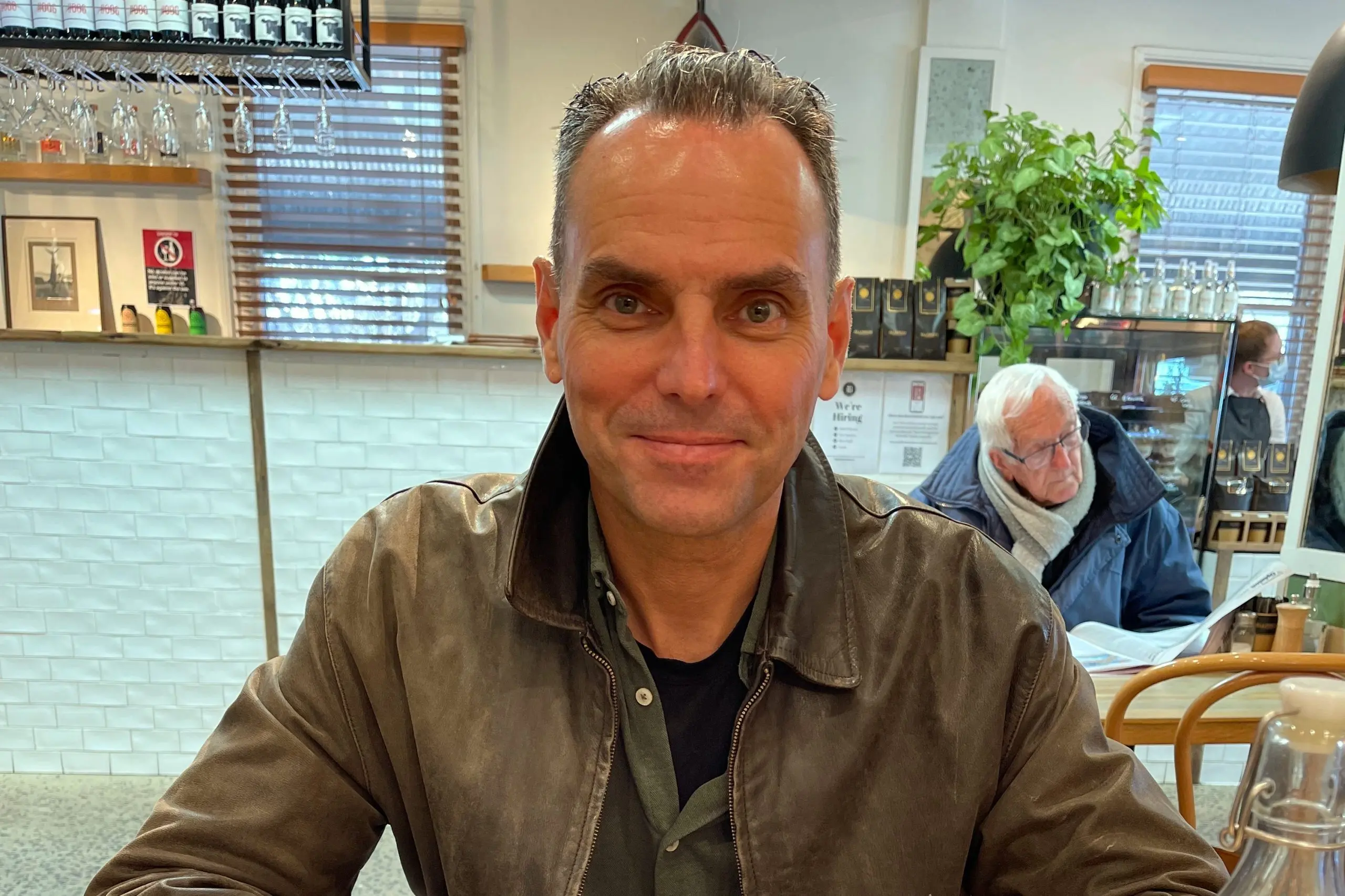 17606062948161668ztvuh6j8p-apn-scaled542140