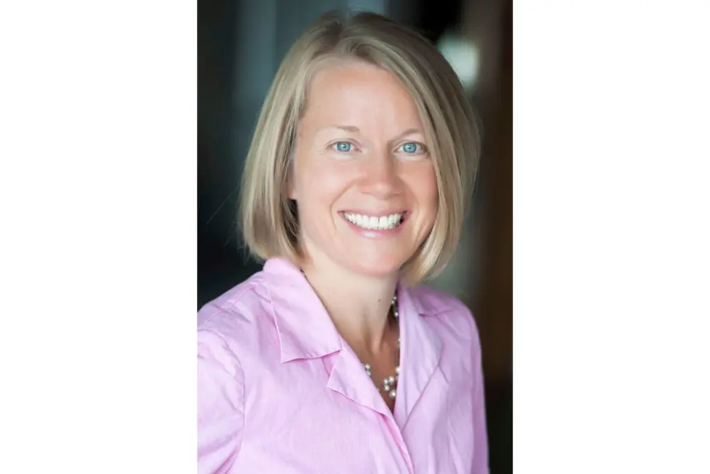 1760642337772190bsf3tgez1e-apn-scaled2274