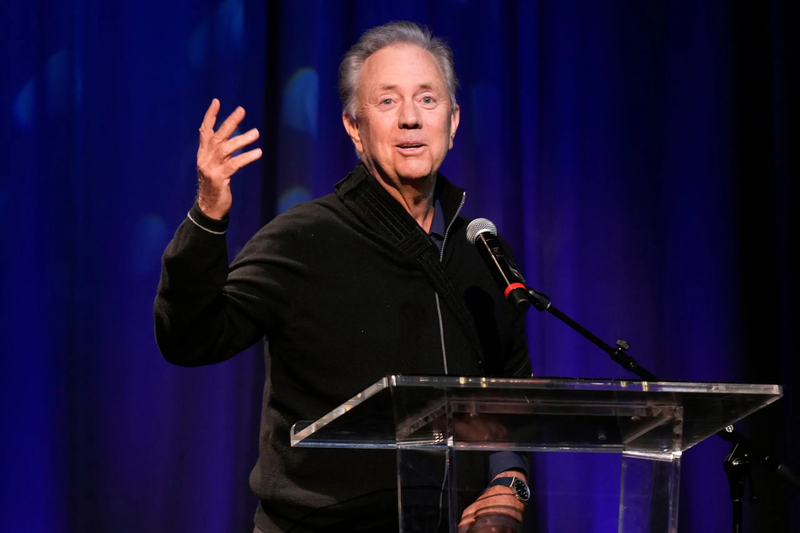 1762543106528974be4uy6lfym-apn-scaled708839