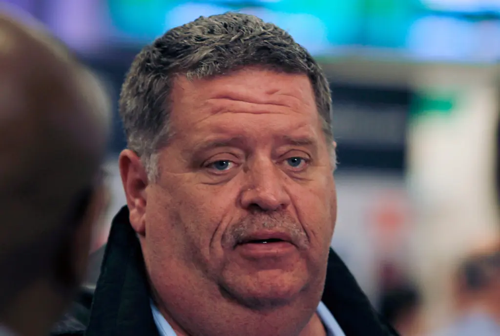 1762964361759475edqm2lrs4g-apn-scaled892364