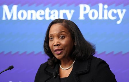 1763413543425427cxuussca4x267498