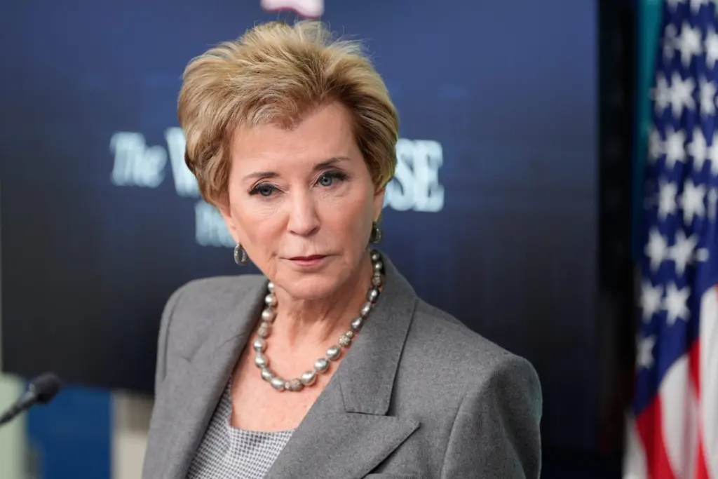 1763702303690472ynvt96qprl-apn-scaled90820