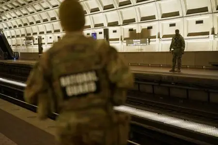 1764367524384782adr6yrjzaz438304