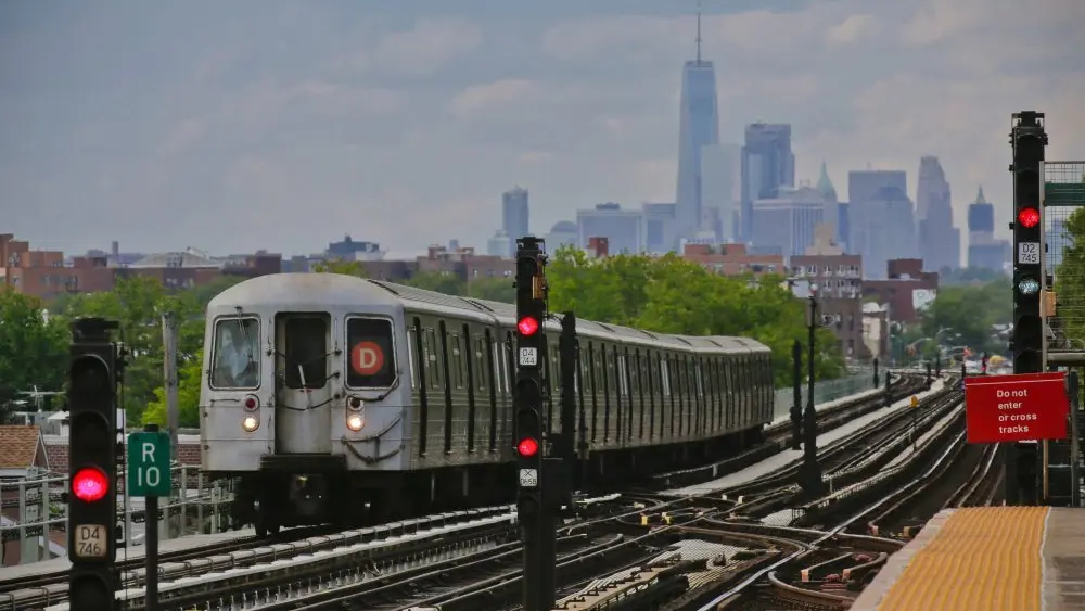 1764983897896517bt0j48e4xf-apn993074