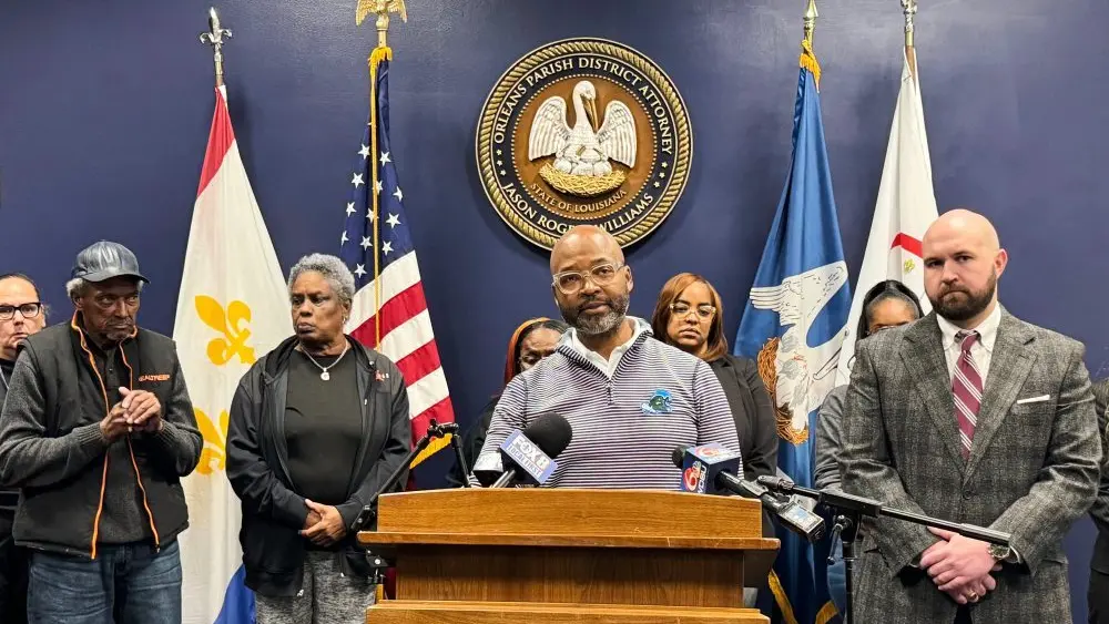 17655706979037256ejrizl5hq-apn864678