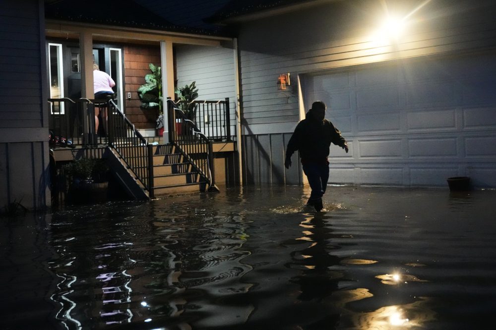 Photos: Arctic air blast hits northern US; Pacific Northwest ...