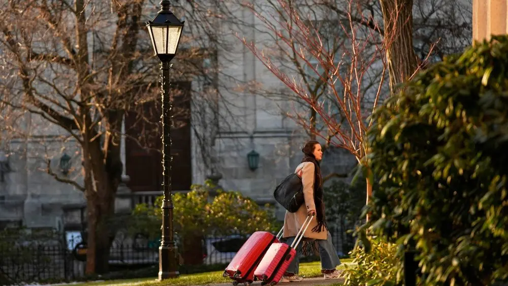 1766017090686063rh4itit2nz-apn472177