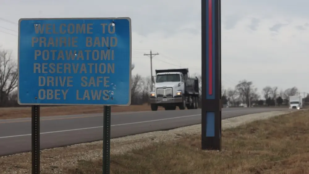 1766099900621324jrxczmc3hm-apn48300