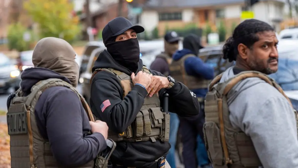 1766150292386364b2s8jspslm-apn440877