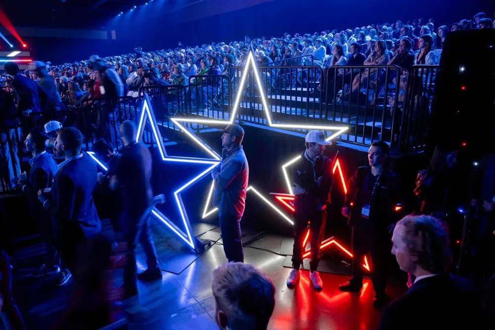 1766161101391335utvziirohy-apn146930