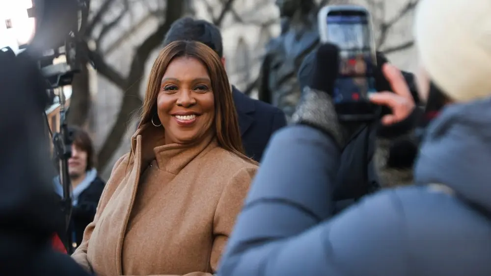 17678927006892730hjni2zeuz-apn626917