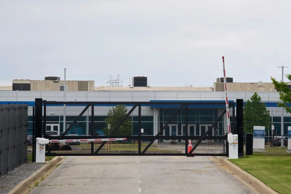 176791430410544owlb0975ij-apn501859