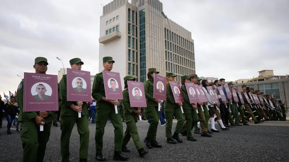 1768576695921658adiqmcabv8-apn498880