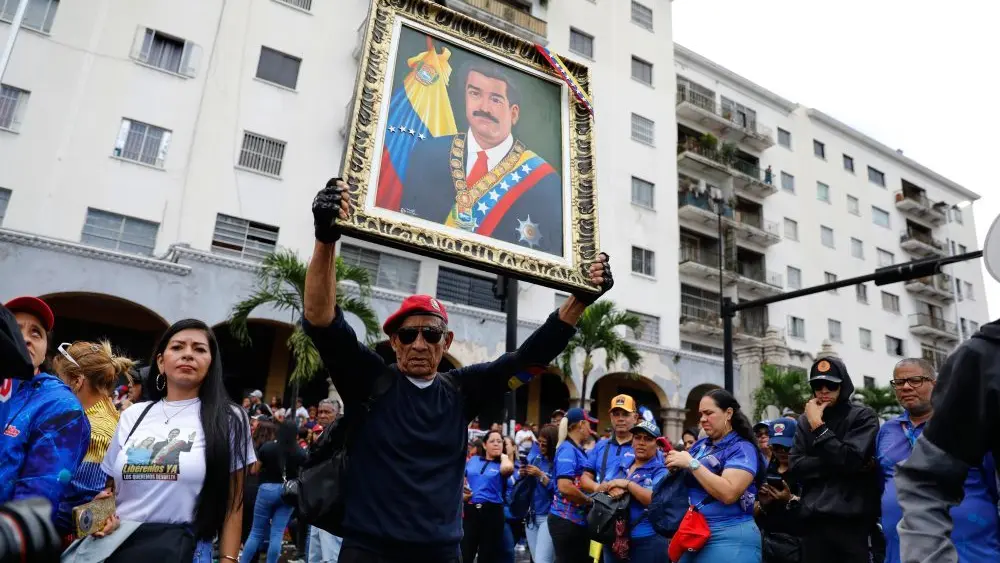 17686198957379n5li4bd28c-apn846963