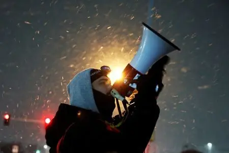 1768622714336235aczcs9esds289261