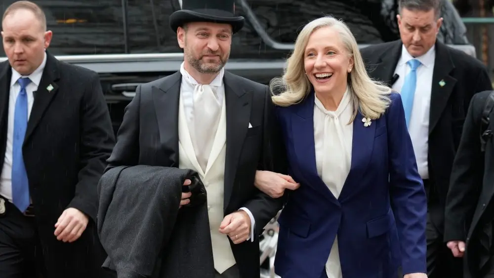 1768673894257140hajh0my5bk-apn702882