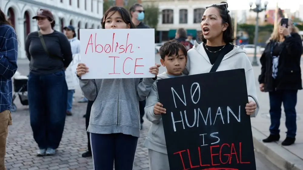 1769307494442942eq4uuwlaw6-apn442448