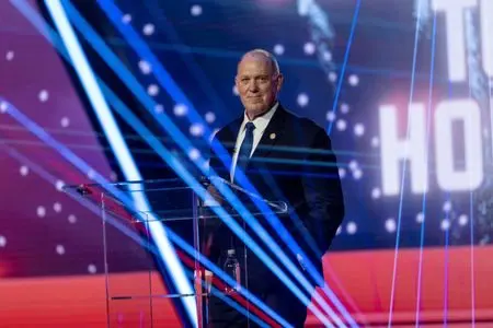 1769436339969178ibmxt7zlak305253