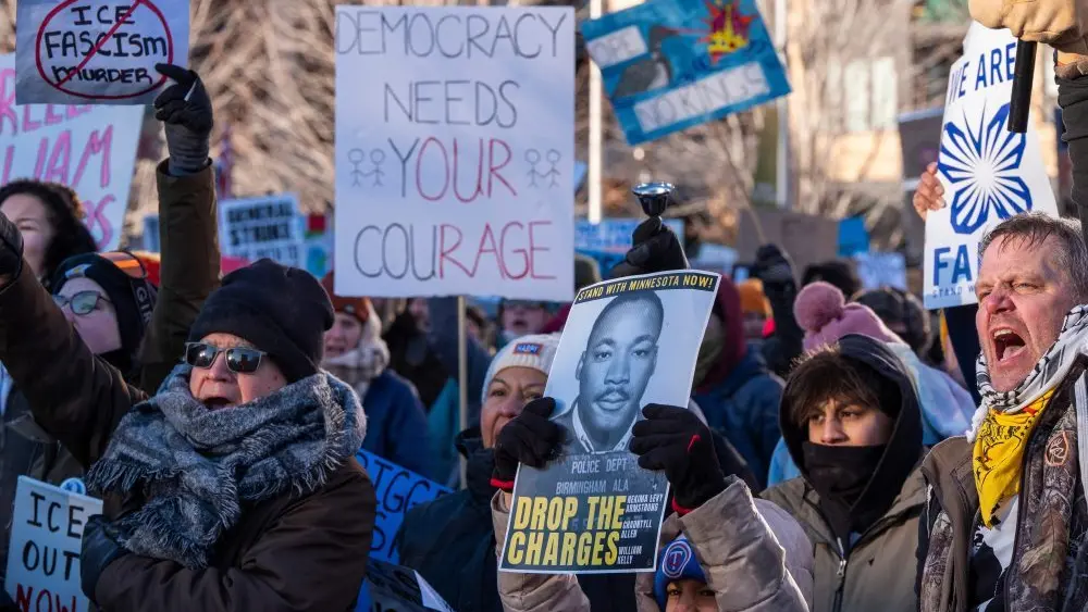 1769869101926777sma7byln6-apn797358