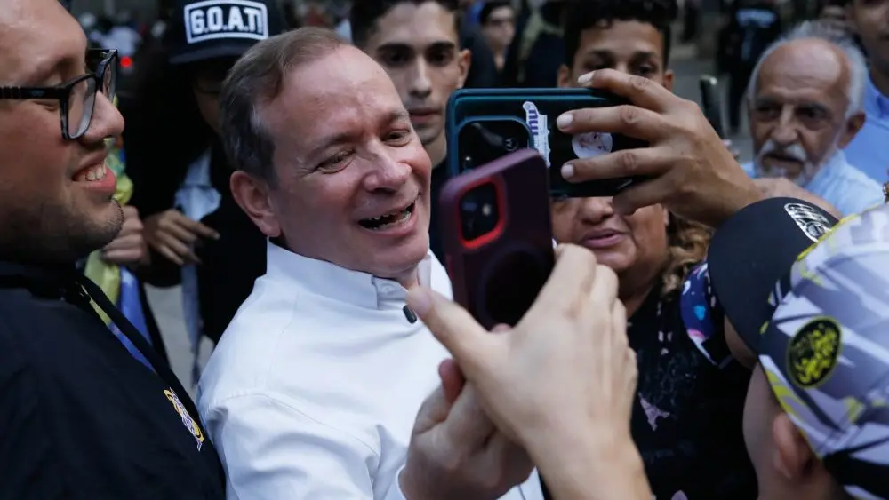 1770743894828104z4s2jwwa6t-apn921055