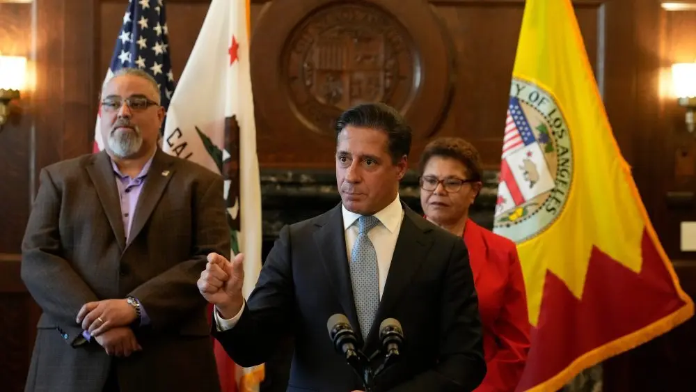 1772079496275177clweuaekda-apn330718