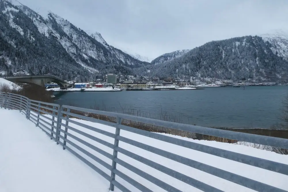 1774268298907933xsrmkkgpoz-apn394096