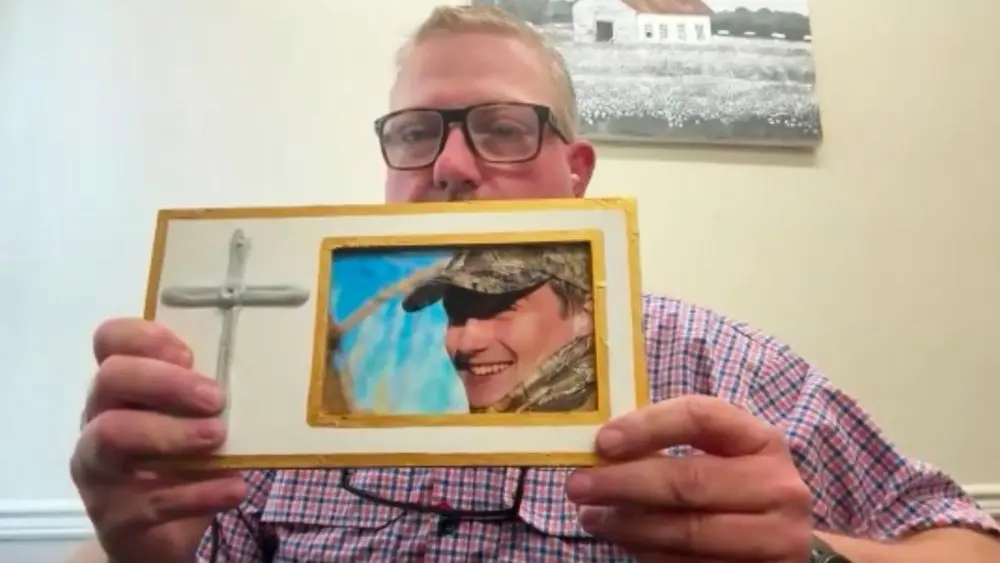 1774477102274802lncktr4ntl-apn832713