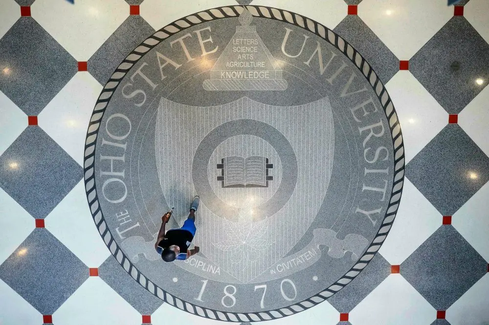 1774559898744316tz3co90mvn-apn635336