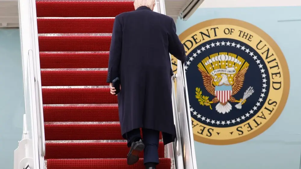 1774714700390663ql005r7rgn-apn839236