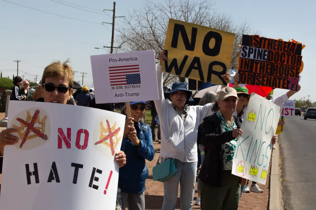 protesters-hold-up-signs-stating-no-hate-and-no-war-during-the-third-no-kings-protest-against-president-donald-trump-in-el-paso-texas-on-march-28-2026