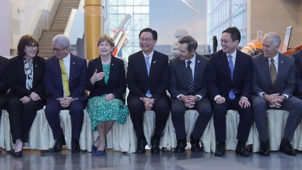 1774880298381268gzcep1snev-apn1967