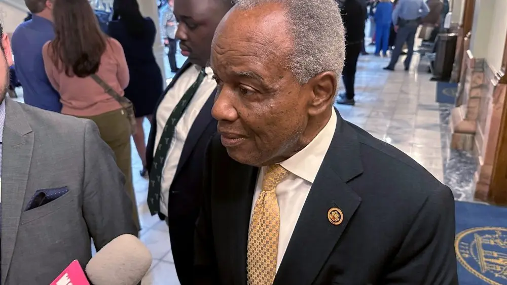 1776878301755889we00gilkg9-apn932111