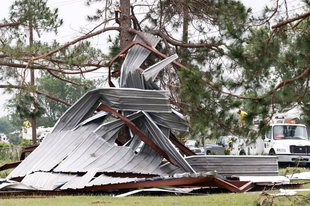 Tornado in northern Texas leaves at least 2 dead and destroys multiple ...