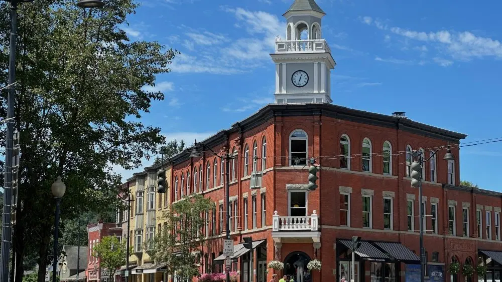 1777414703971097kopouzook2-apn623331