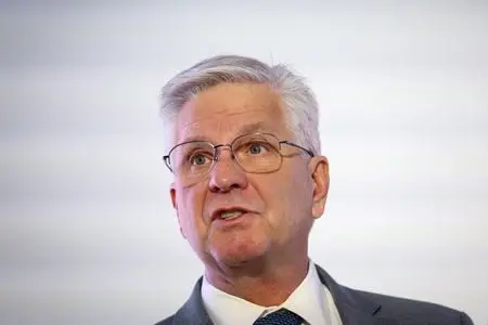 1779462319402484xyi3tivpfg846386