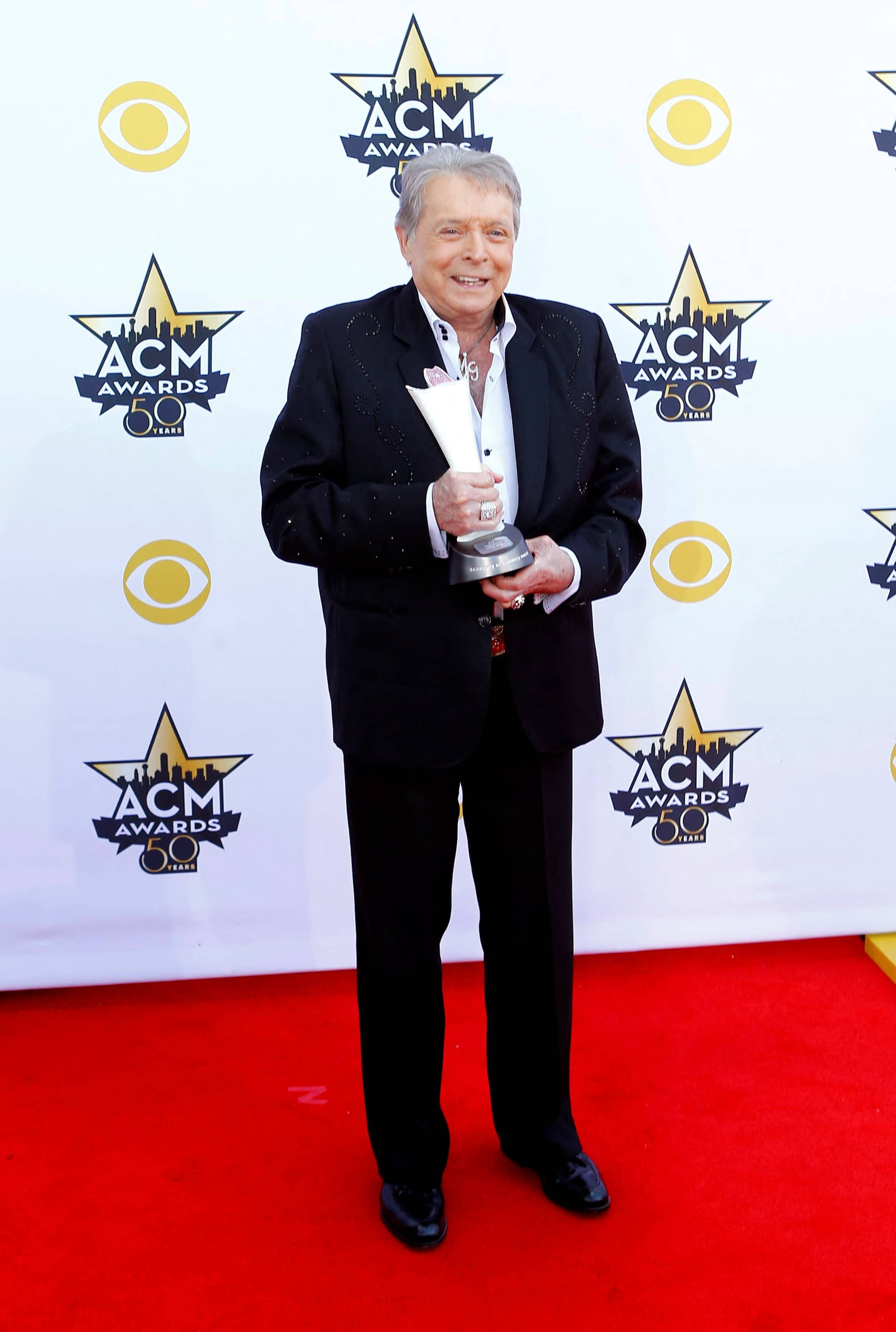 file-photo-singer-mickey-gilley-arrives-at-the-50th-annual-academy-of-country-music-awards-in-arlington