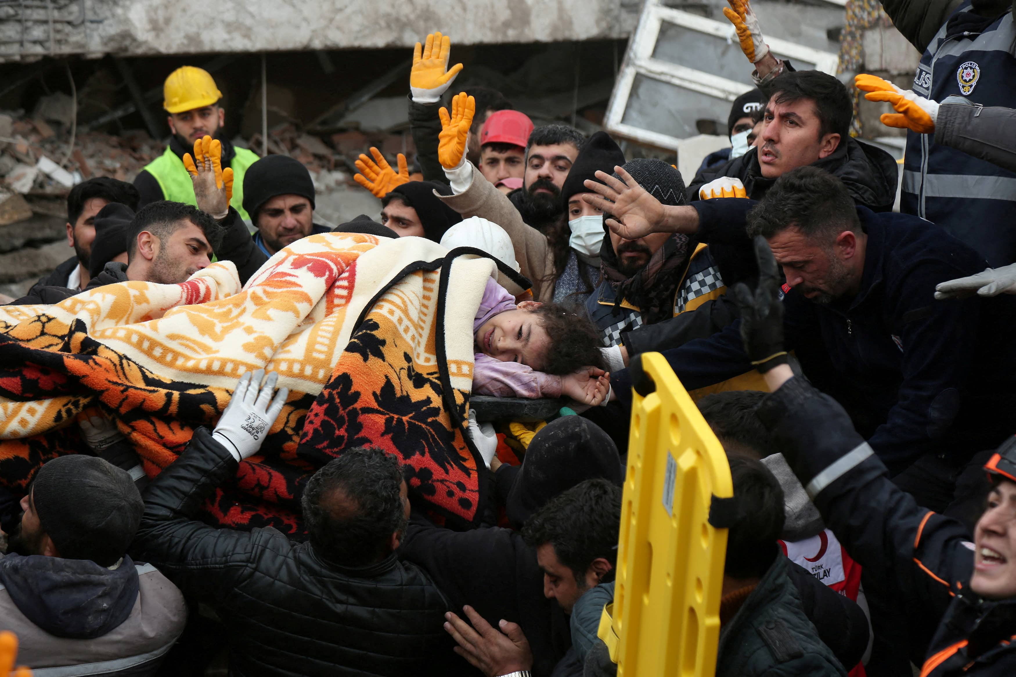 Death Toll Climbs After 78 Magnitude Quake In Syria Turkey 947 Country 