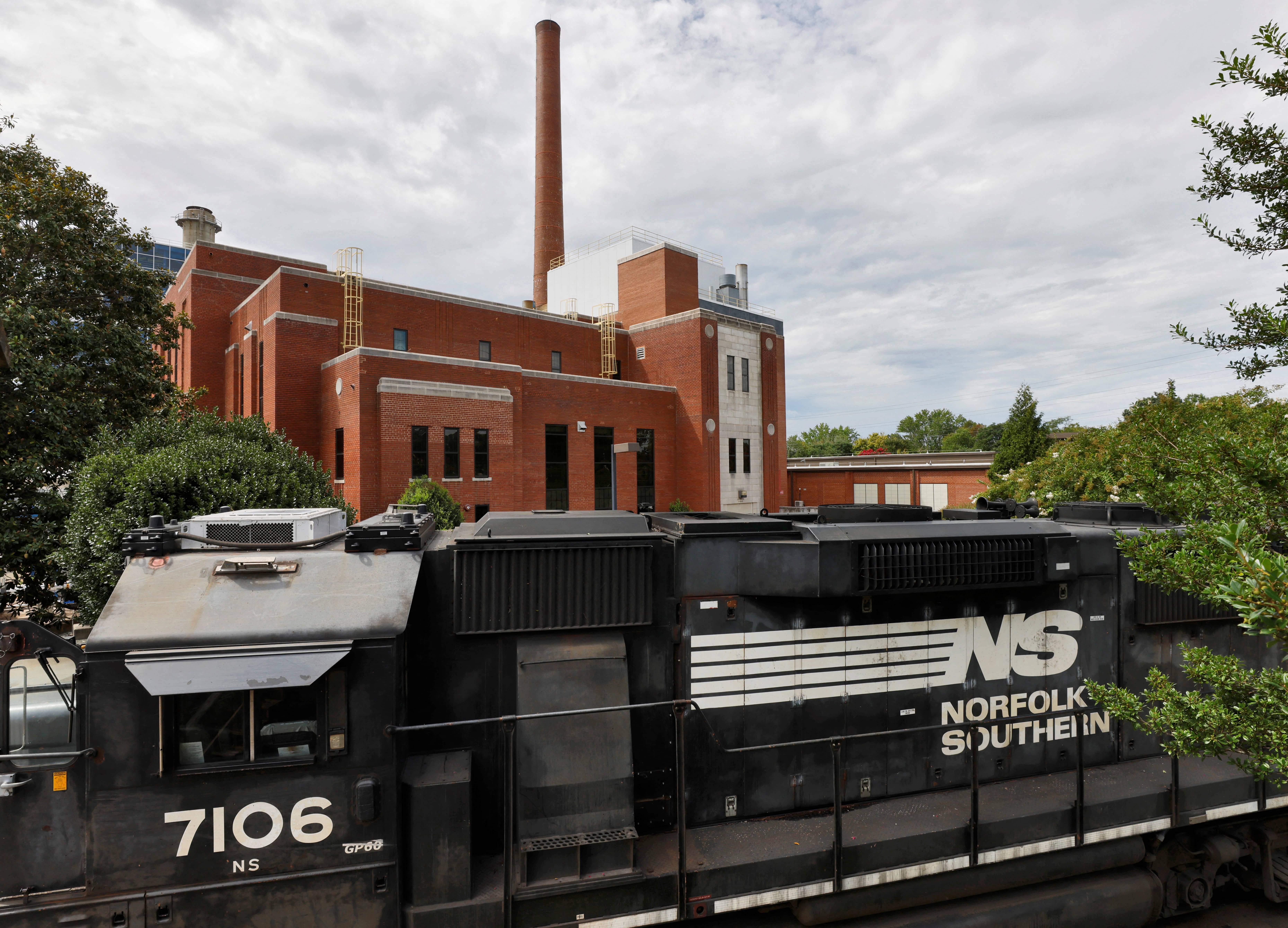 norfolk-southern-train-rests-near-the-university-of-north-carolinas-energy-generation-plant-after-delivering-coal-in-chapel-hill