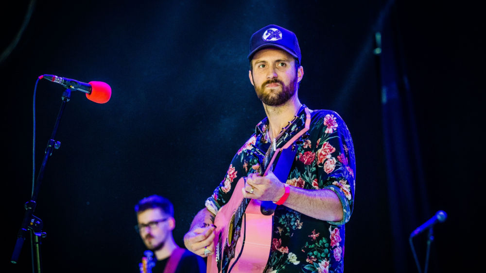 shutterstock_1488033095-1129703