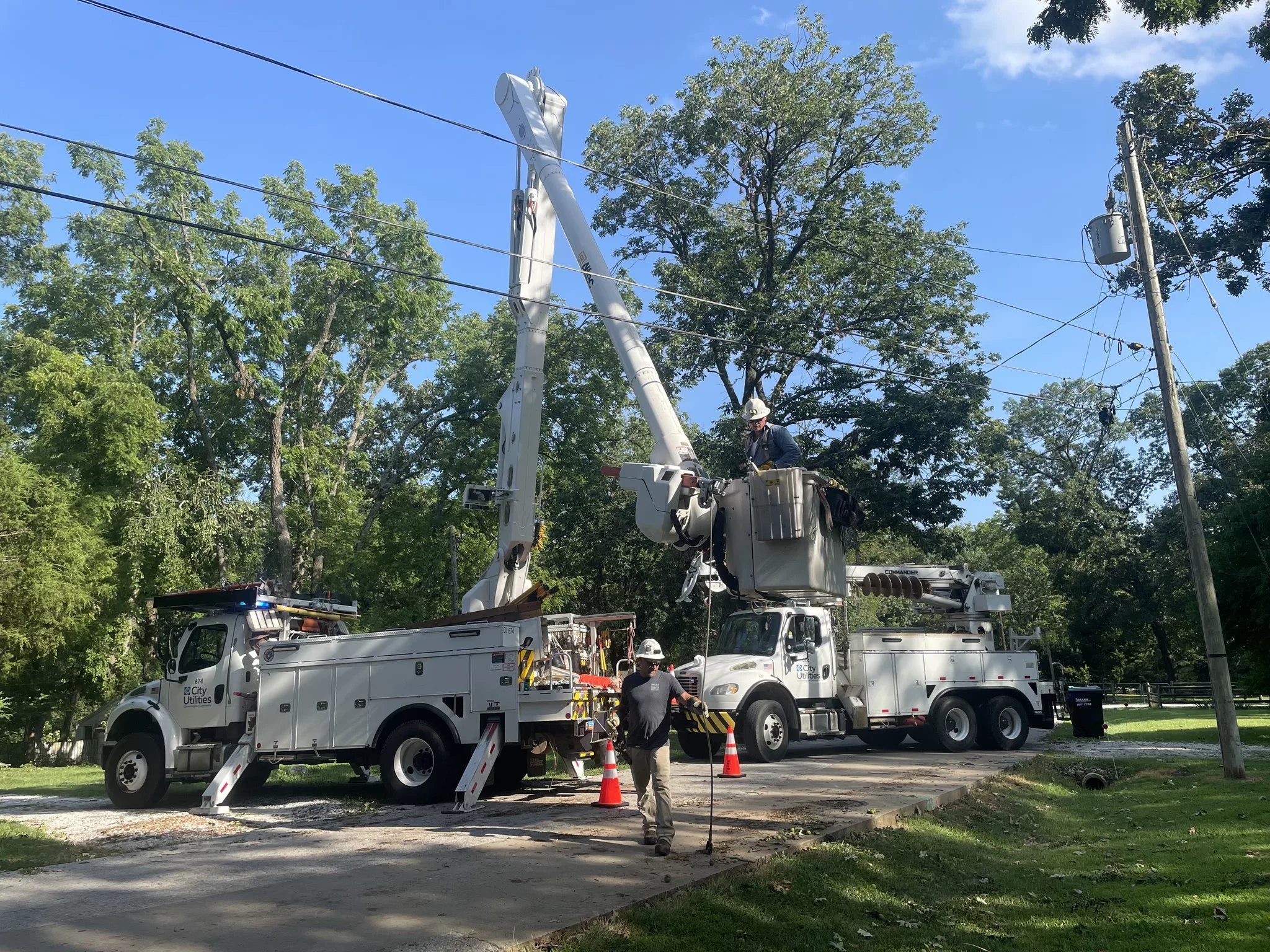 UPDATE: Latest On Power Outages | 94.7 Country