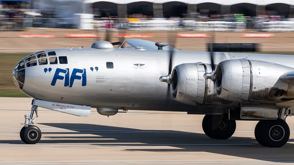 b-29-fifi-commemorative-air-force