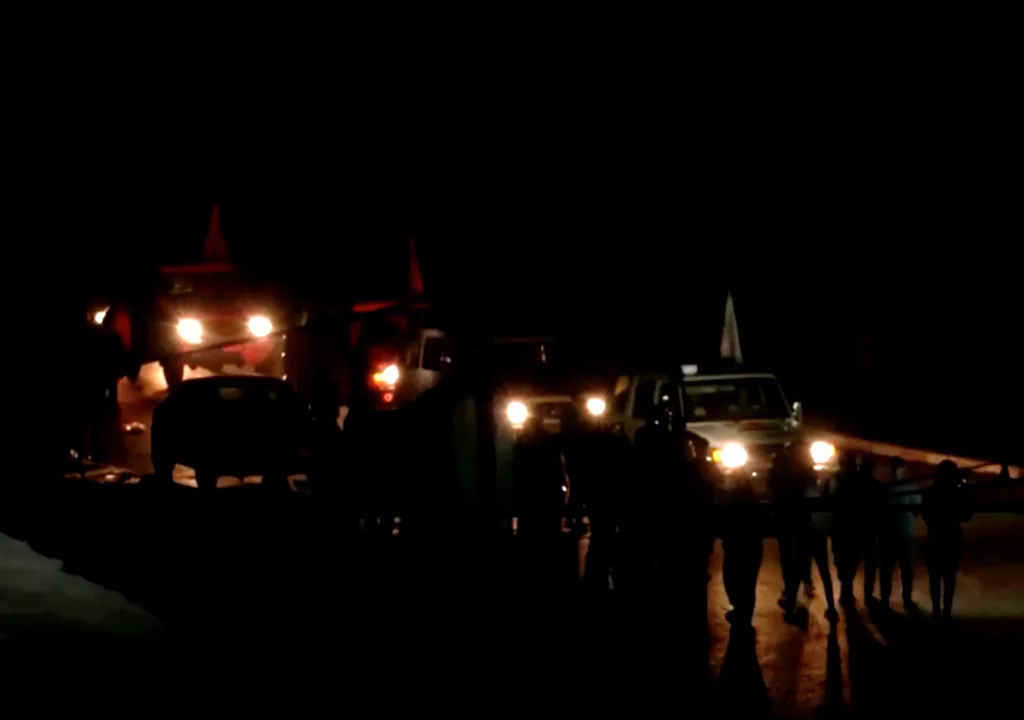 a-convoy-of-vehicles-believed-to-be-carrying-hostages-abducted-by-hamas-militants-during-the-october-7-attack-on-israel-arrives-at-the-rafah-border