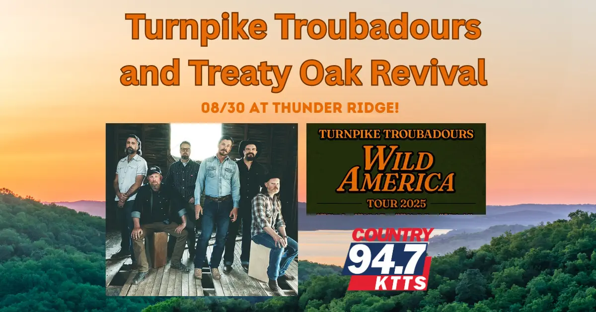copy-of-turnpike-troubadours-at-thunder-ridge