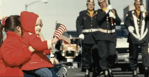 veterans-parade