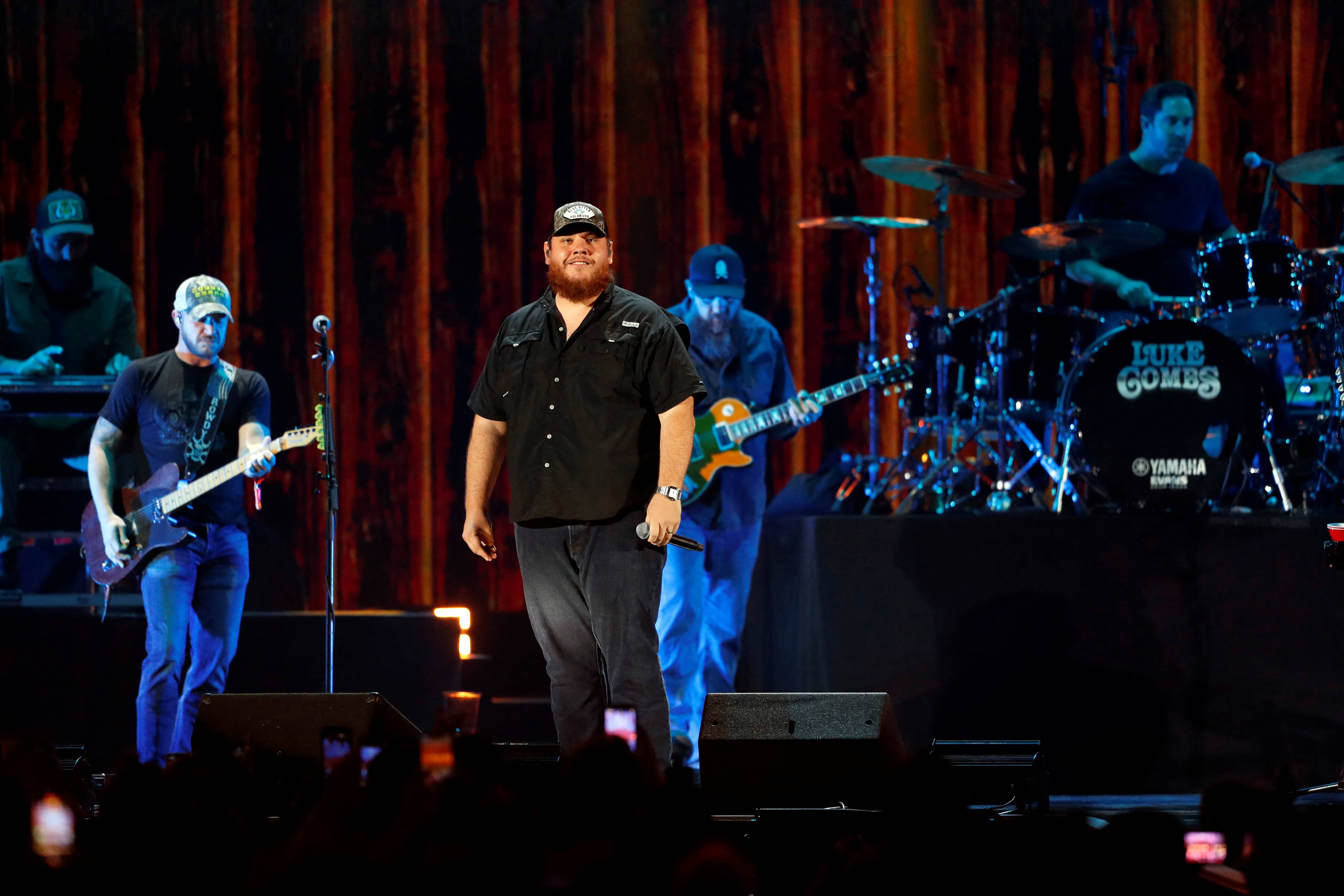 iheartradio-music-festival-2022-at-t-mobile-arena-in-las-vegas-5