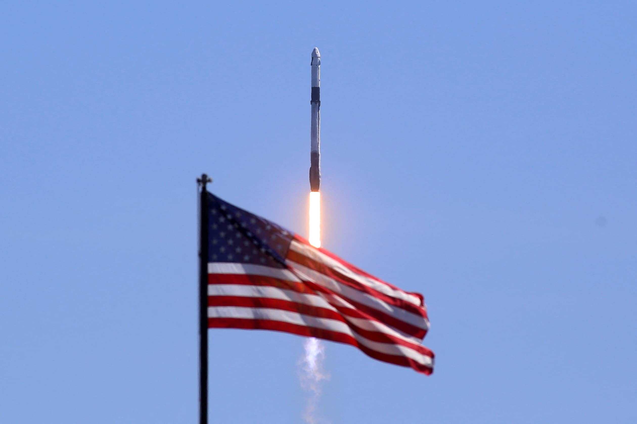 a-spacex-falcon-9-rocket-lifts-off-in-the-first-private-astronaut-mission-to-the-international-space-station