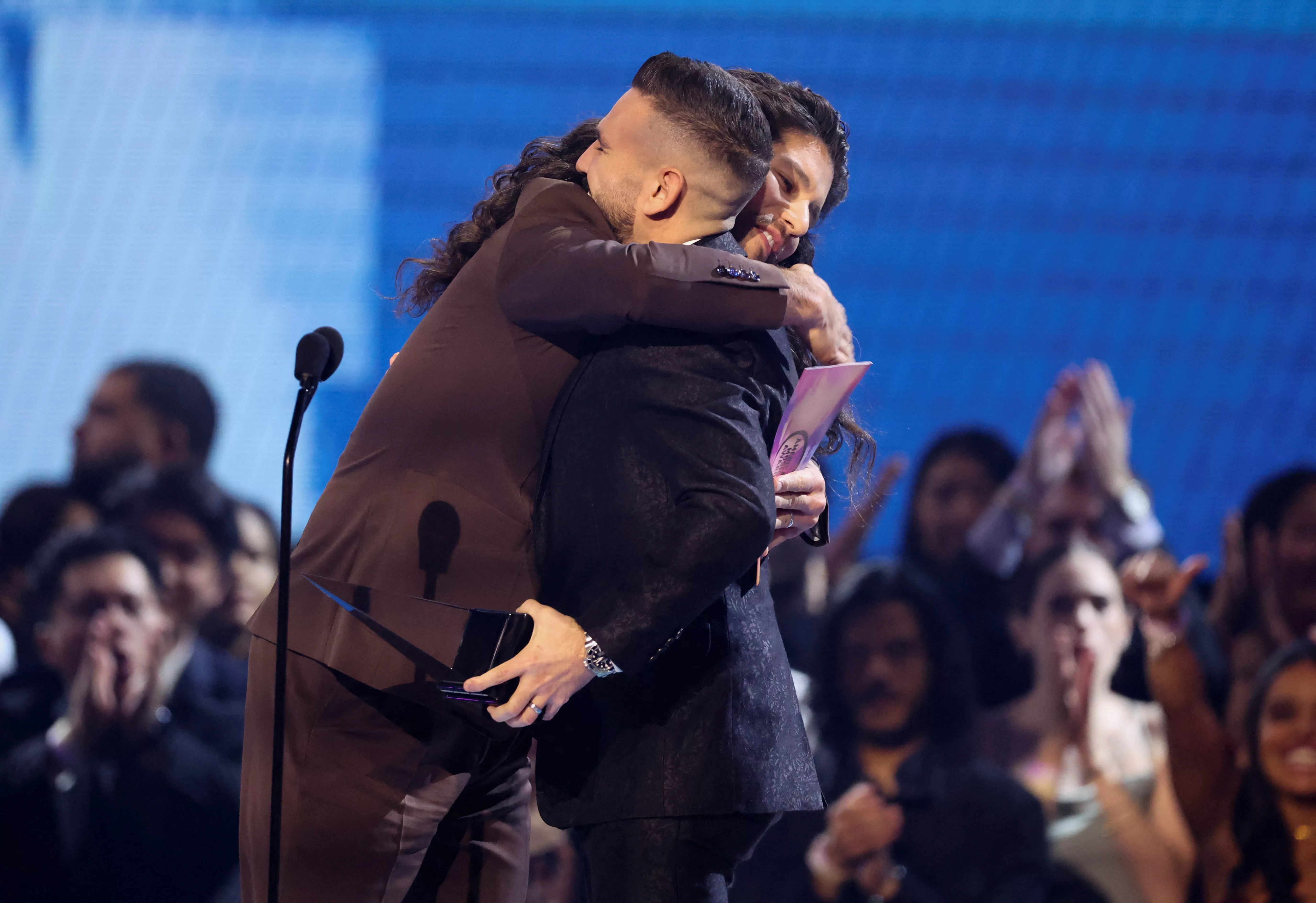 2022-american-music-awards-at-the-microsoft-theater-in-los-angeles-9